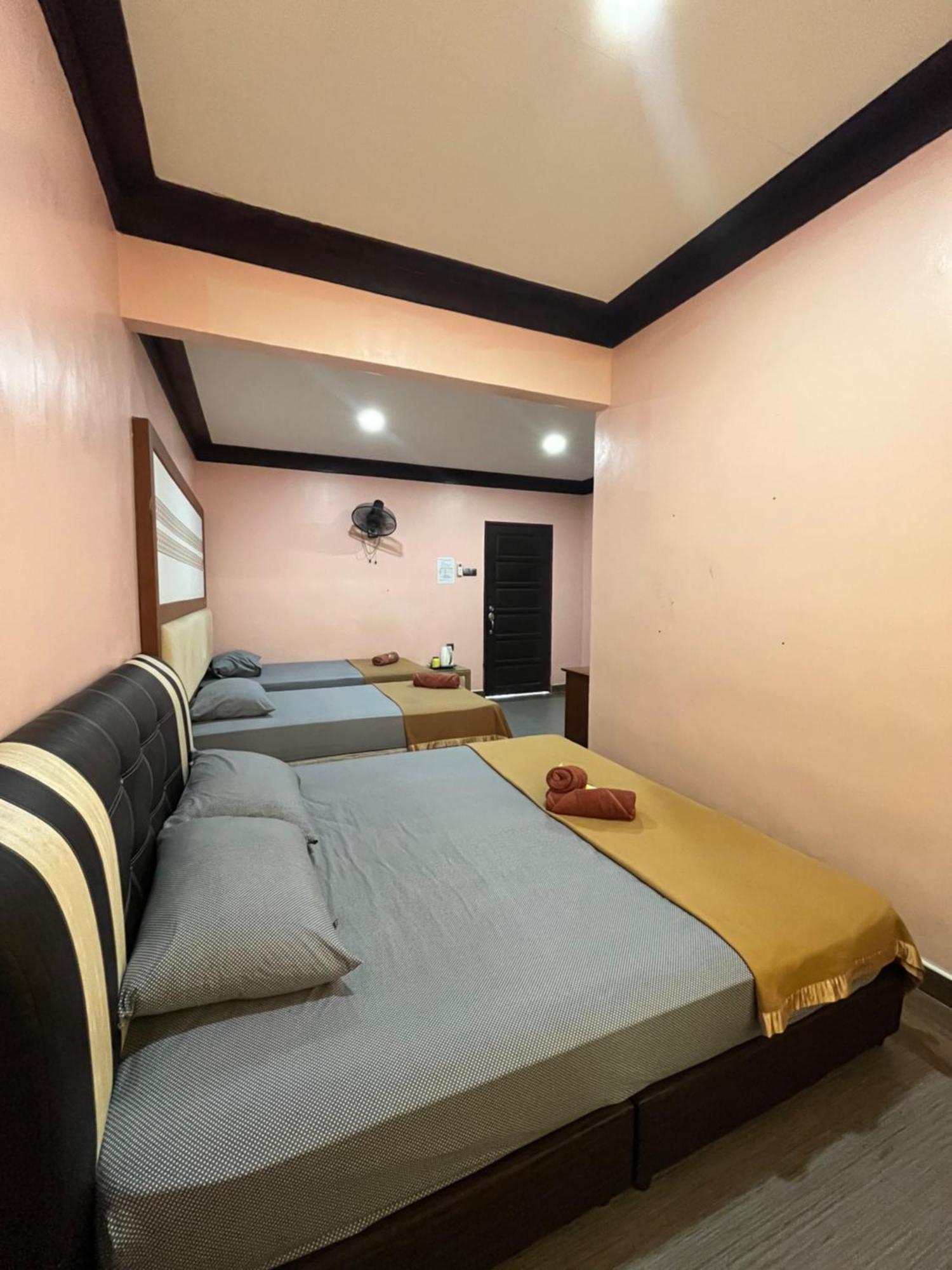 Razak Guest House Сетиу Экстерьер фото