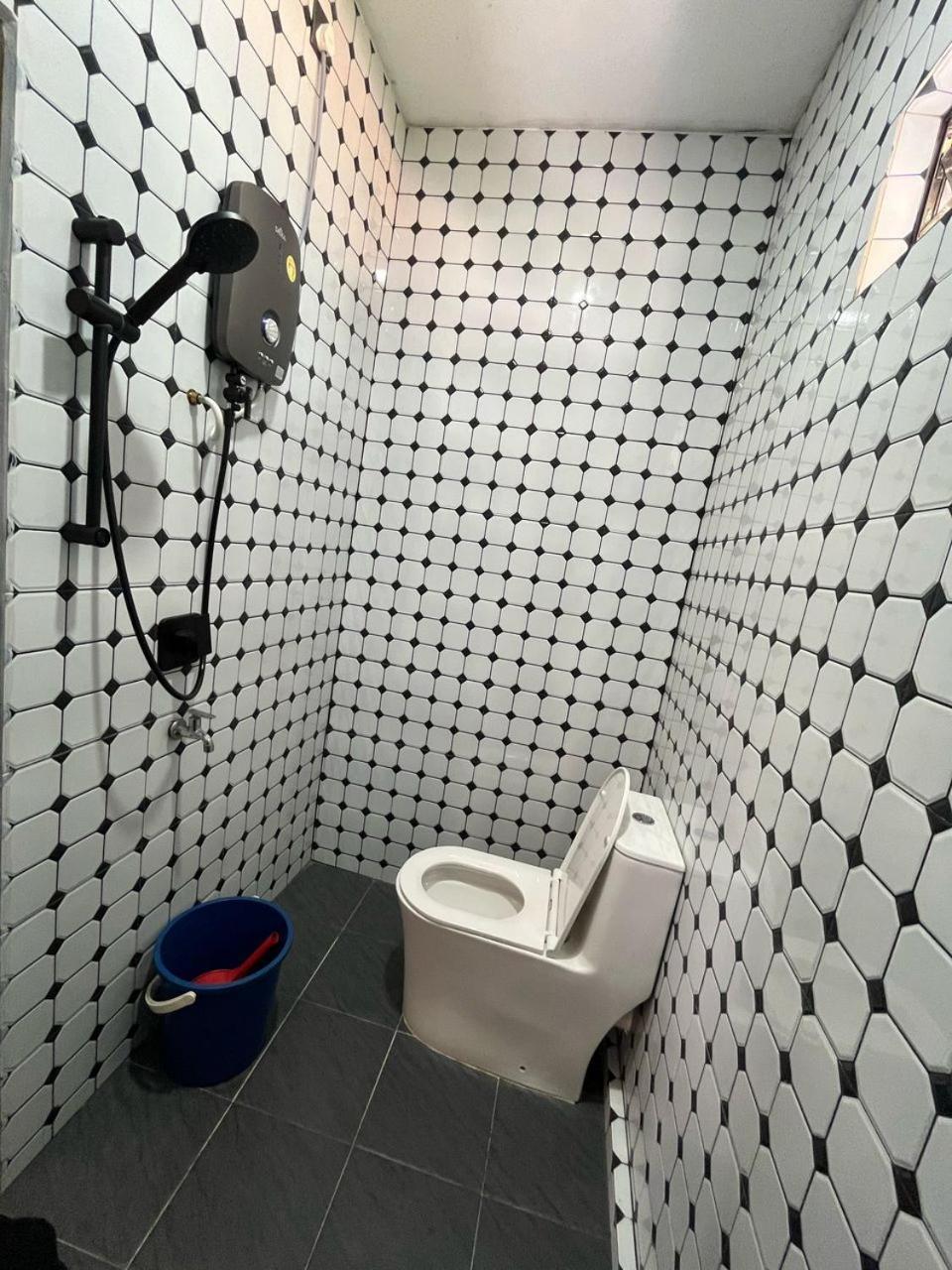 Razak Guest House Сетиу Экстерьер фото